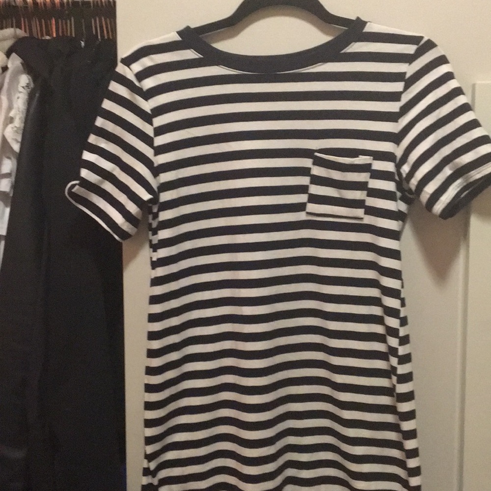Short dress